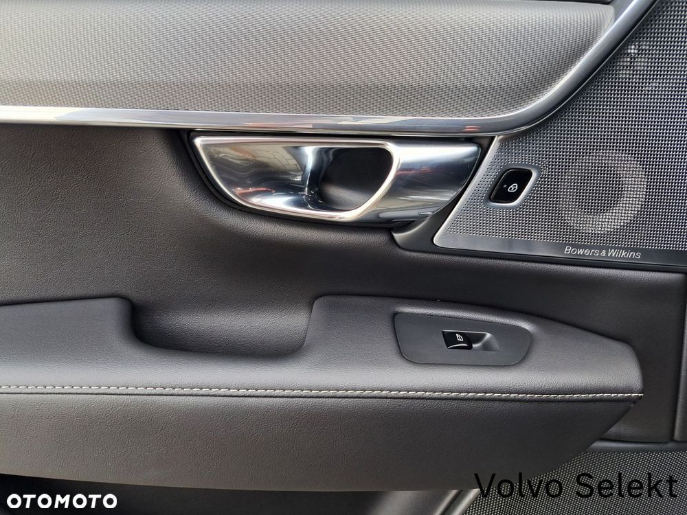 Volvo S90 - 33