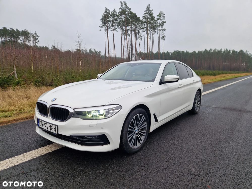 BMW Seria 5 530d xDrive Sport Line sport - 2