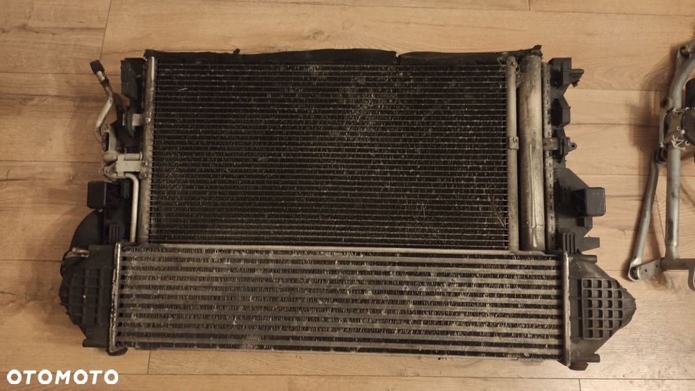 PD CHŁODNICA WODY KLIMY INTERCOOLER MONDEDO 4 SMAX - 1