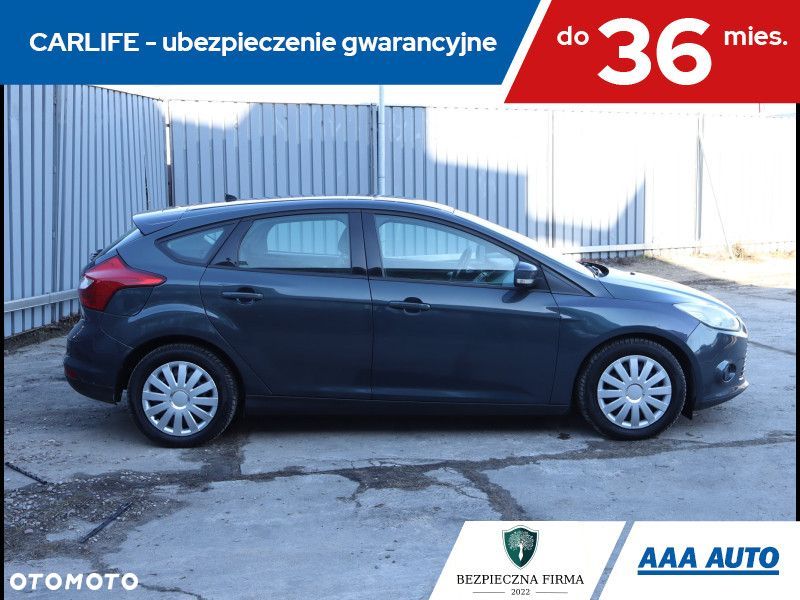Ford Focus - 8