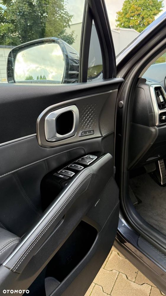 Kia Sorento - 13