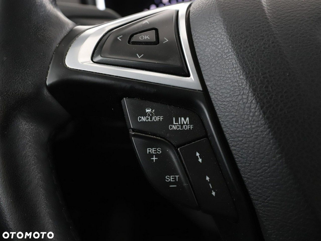 Ford Mondeo 2.0 EcoBlue Titanium AWD - 34