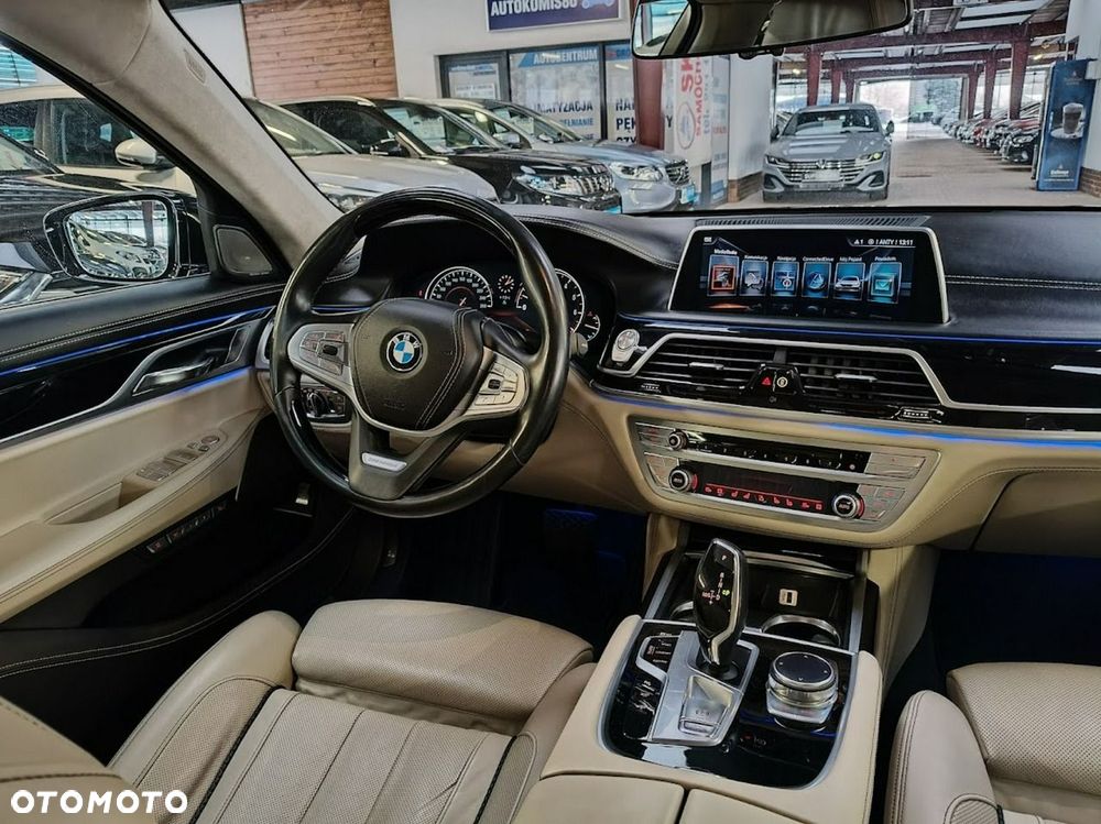 BMW Seria 7 - 15