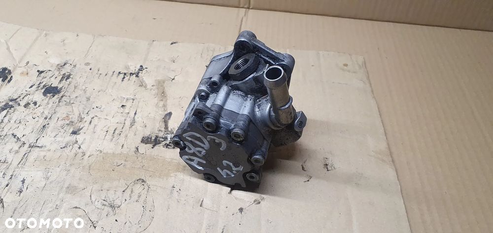Pompa wspomagania kierownicy Audi A8 D3 4E0145156G - 4