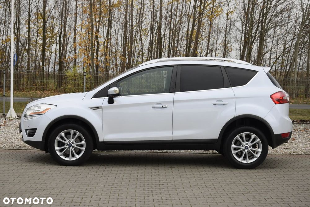 Ford Kuga 2.0 TDCi FWD Titanium Plus - 13