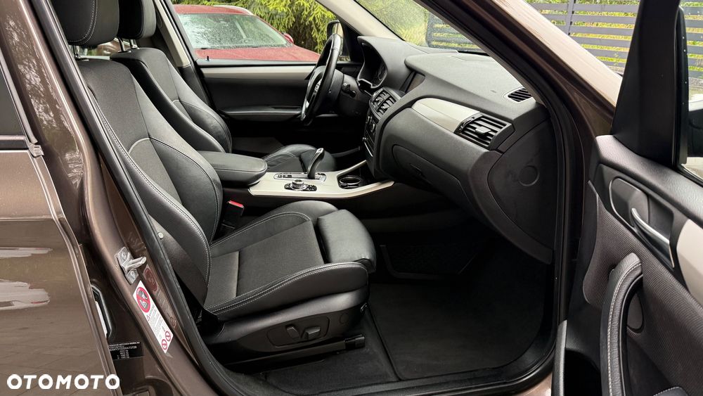 BMW X3 xDrive20d - 38