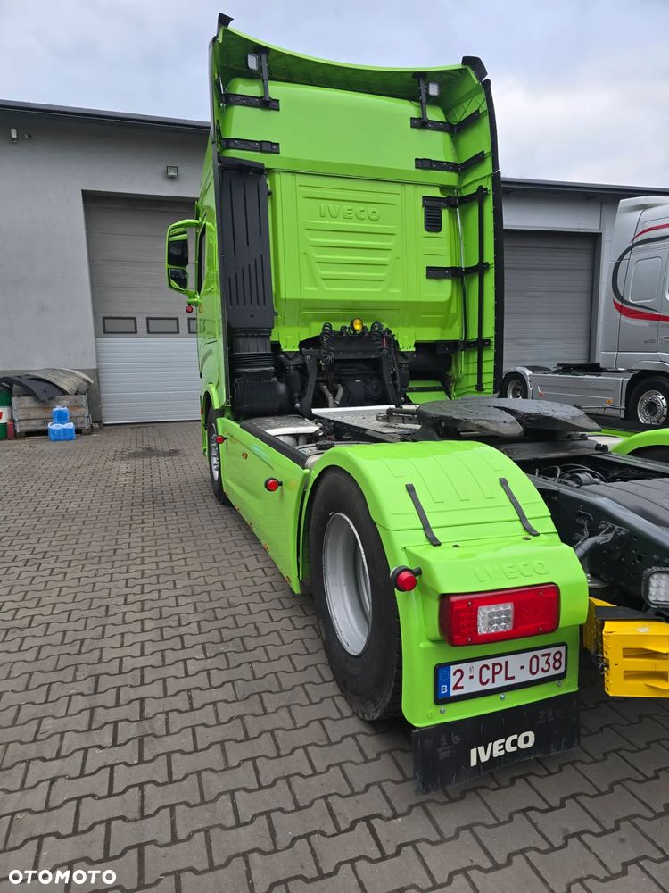 Iveco S-WAY 570 - 14