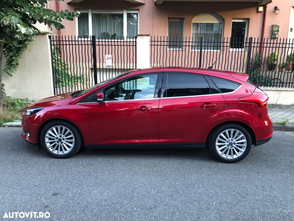Ford Focus 1.0 EcoBoost Titanium - 10