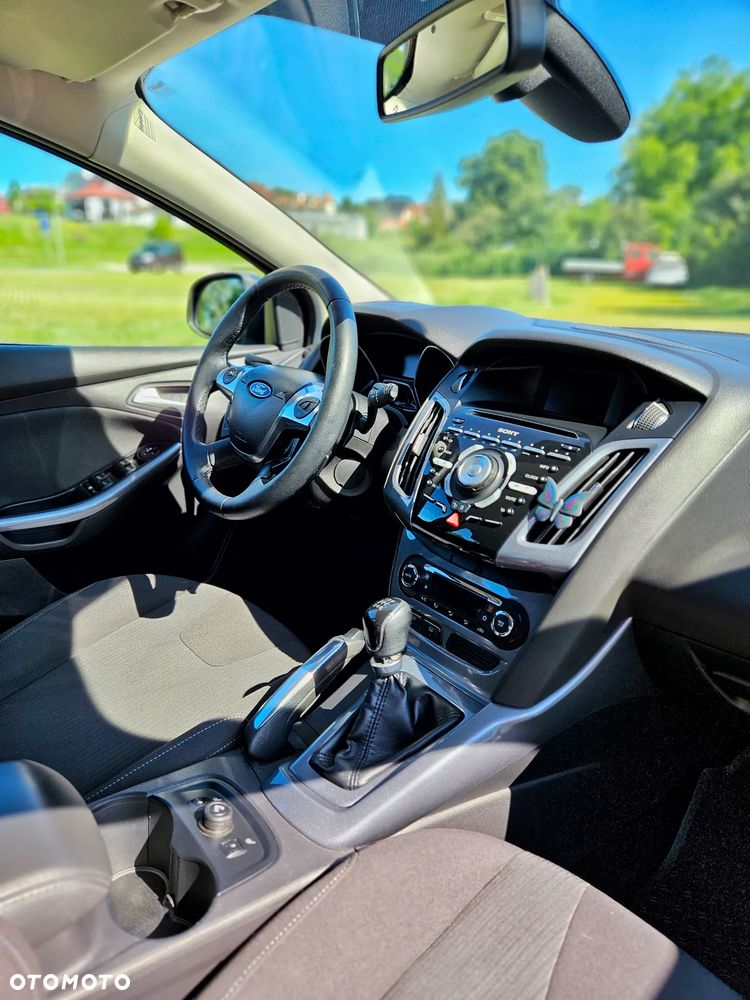 Ford Focus 1.6 Titanium - 6