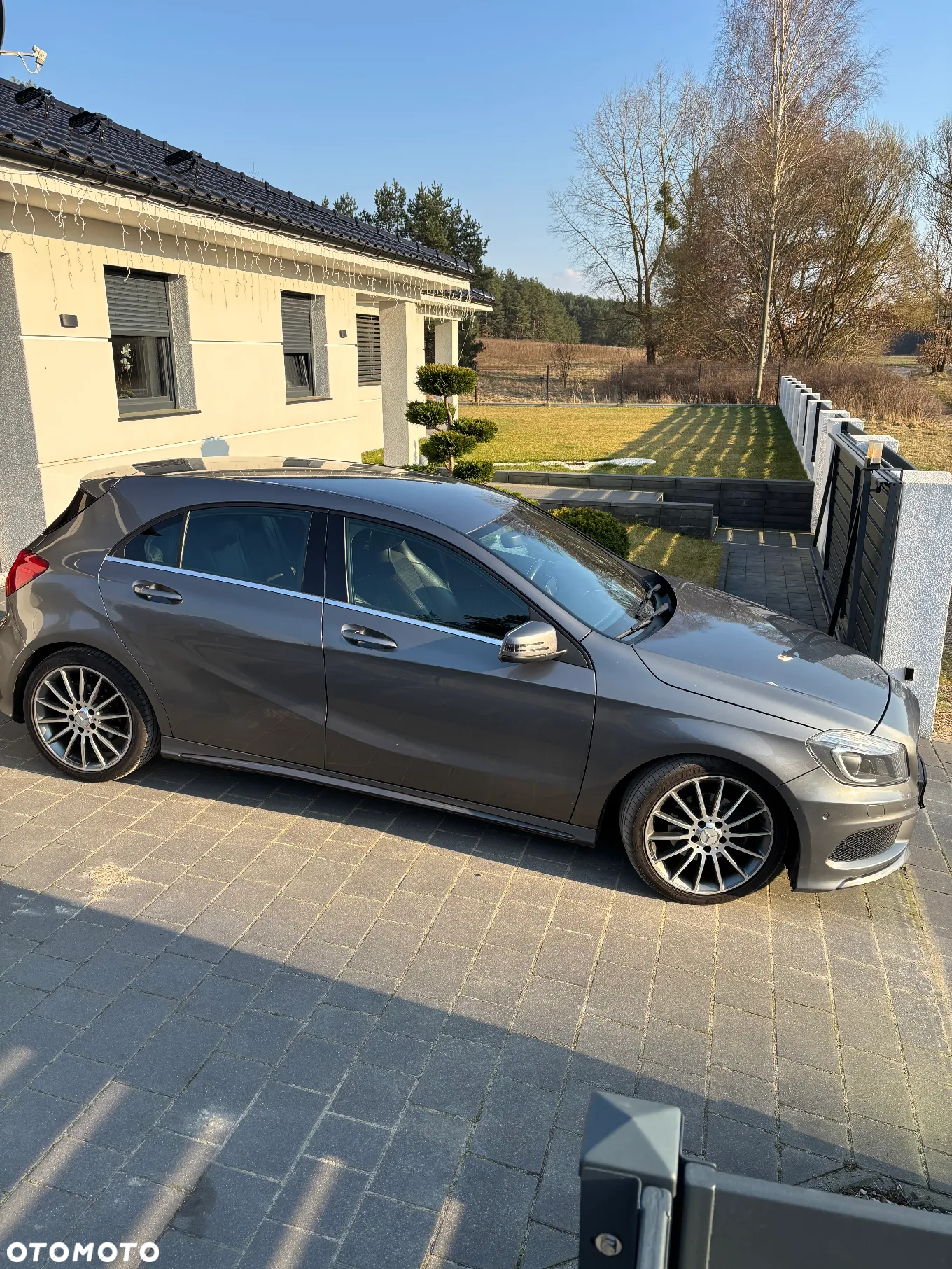 Mercedes-Benz Klasa A 180 7G-DCT AMG Line - 3