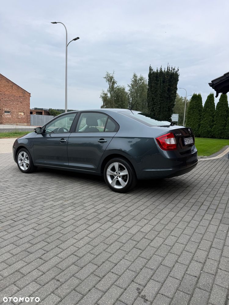 Skoda RAPID 1.2 TSI Ambition - 4