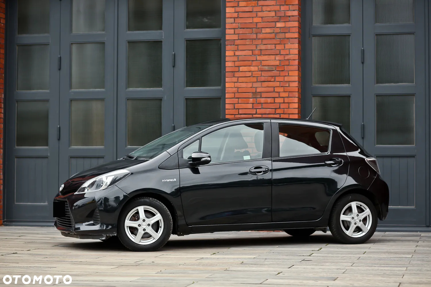 Toyota Yaris ver-hybrid-1-5-vvt--i-comfort - 9