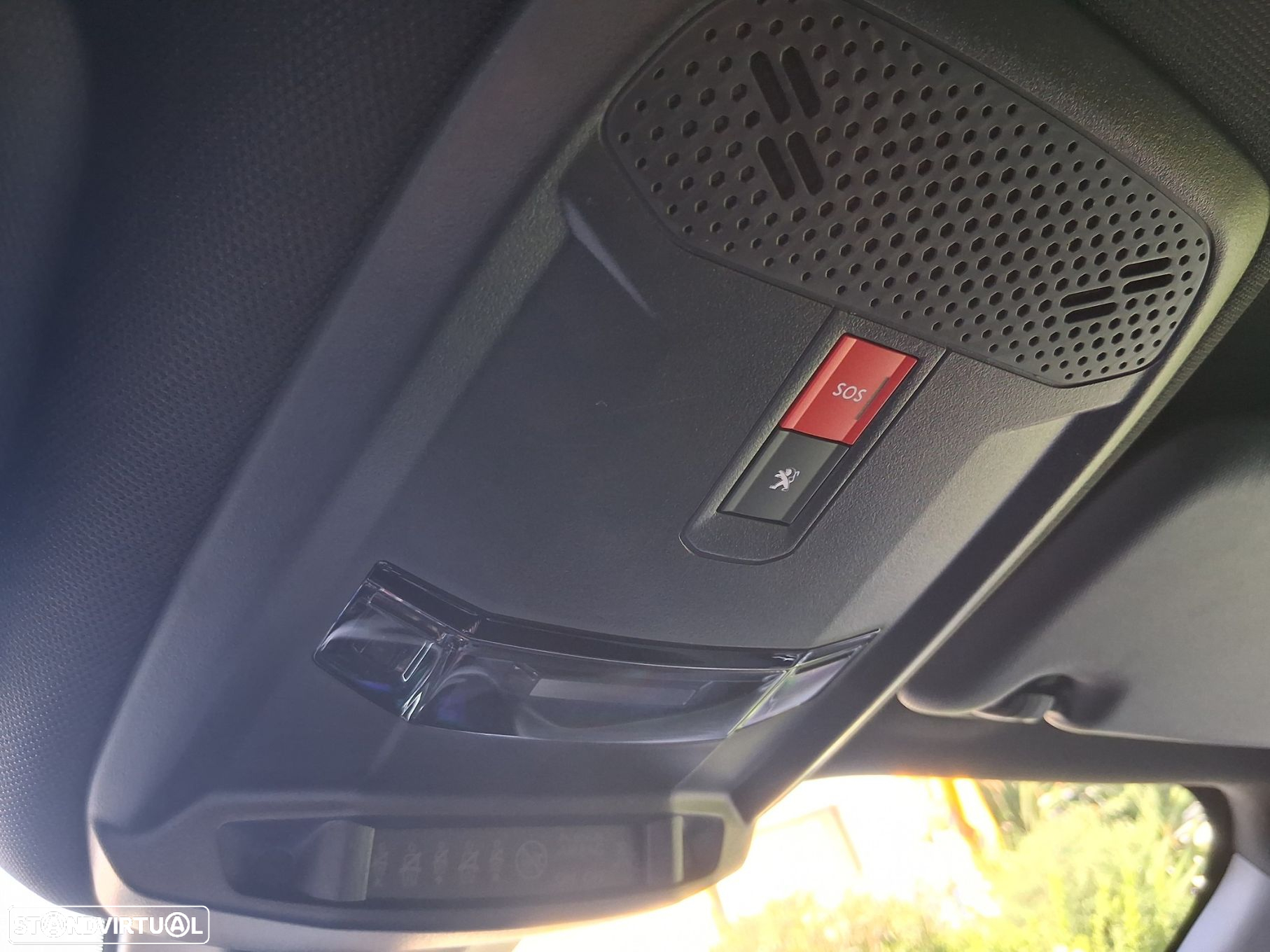 Peugeot 2008 1.2 PureTech GT Line EAT8 - 44