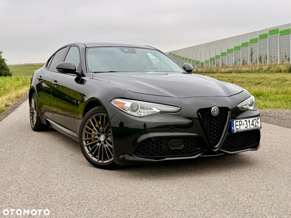 Alfa Romeo Giulia 2.0 Turbo TI Q4 - 3