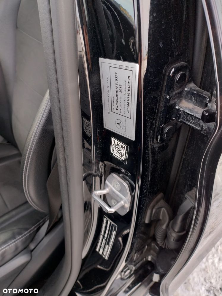 Mercedes-Benz GLC - 10