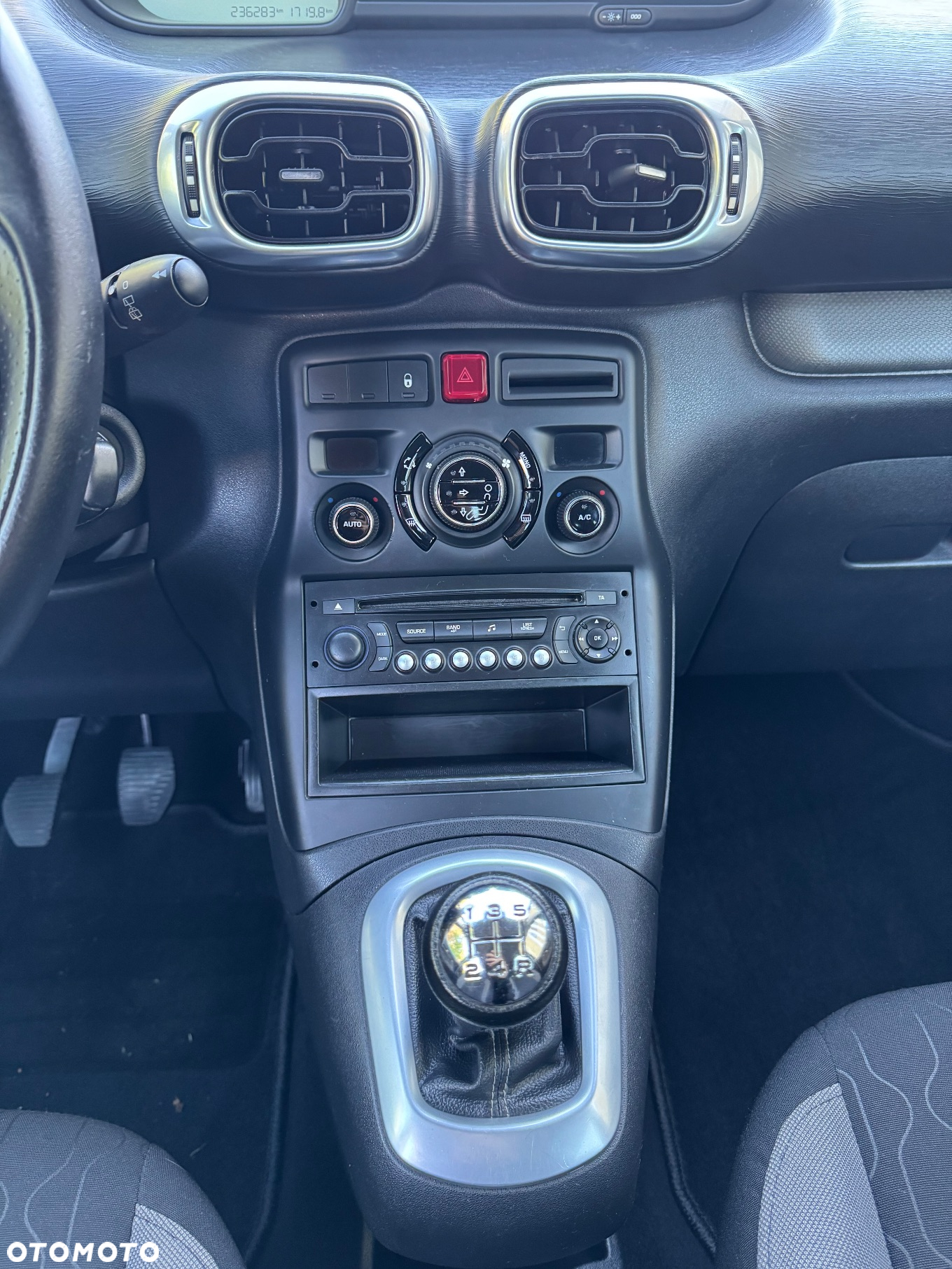 Citroën C3 Picasso 1.6 HDi Selection - 15