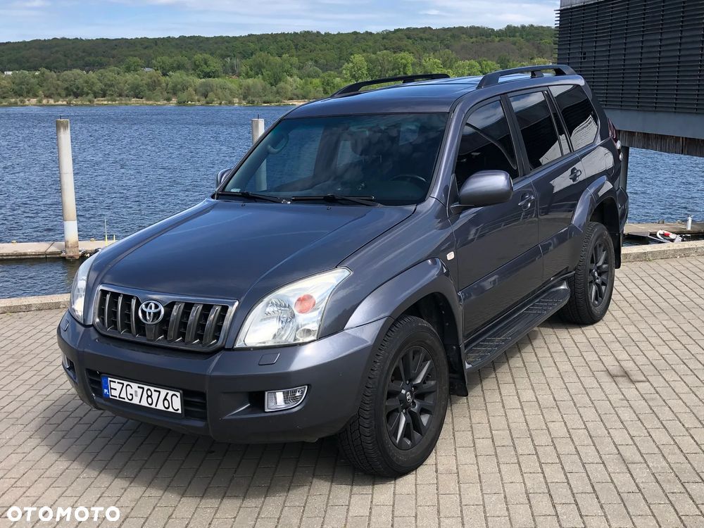 Toyota Land Cruiser - 5