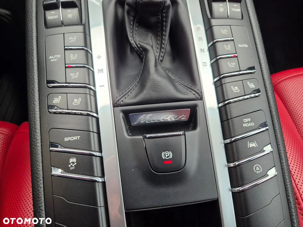 Porsche Macan - 19