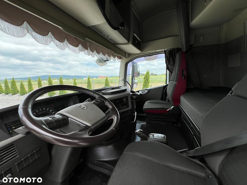 Volvo FH 500 / 6X4 / RETARDER / GLOBETROTTER XL / PEŁEN SERWIS / TOP - 21