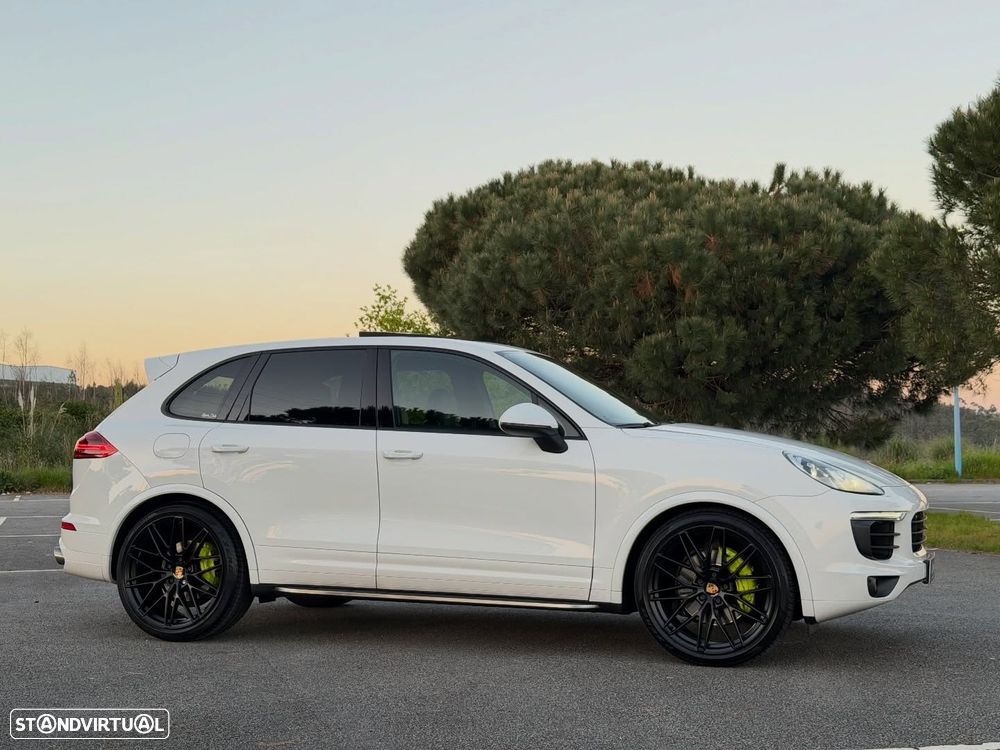 Porsche Cayenne S Tiptronic S - 3