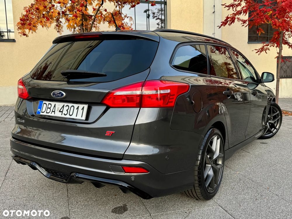 Ford Focus Turnier 1.5 EcoBlue Start-Stopp-System ST-LINE - 13