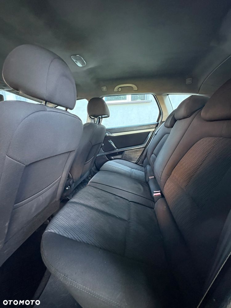 Peugeot 407 1.6 HDi Premium - 5
