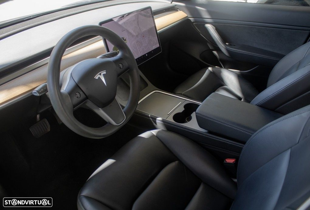 Tesla Model 3 Standard RWD Plus - 13