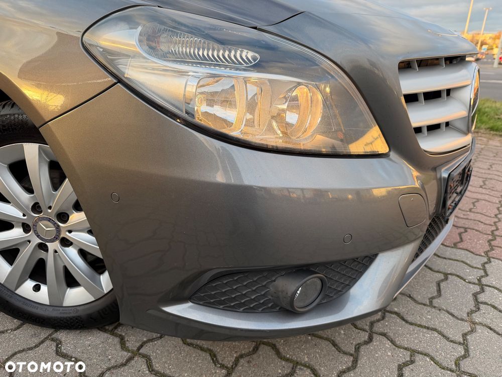 Mercedes-Benz Klasa B 180 BlueEFFICIENCY Edition - 30
