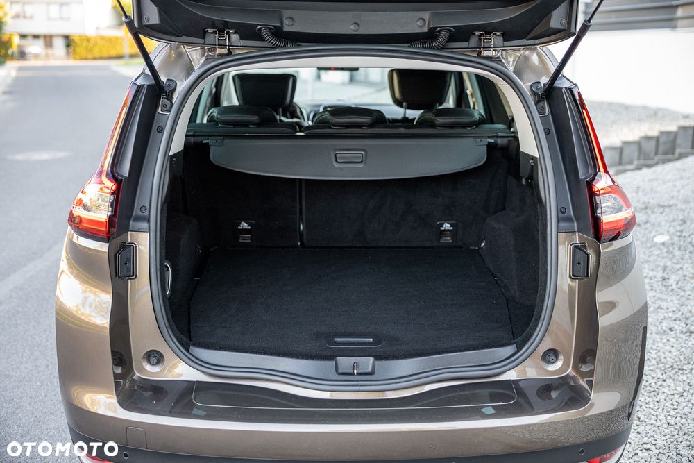 Renault Grand Scenic ENERGY TCe 130 INTENS - 32