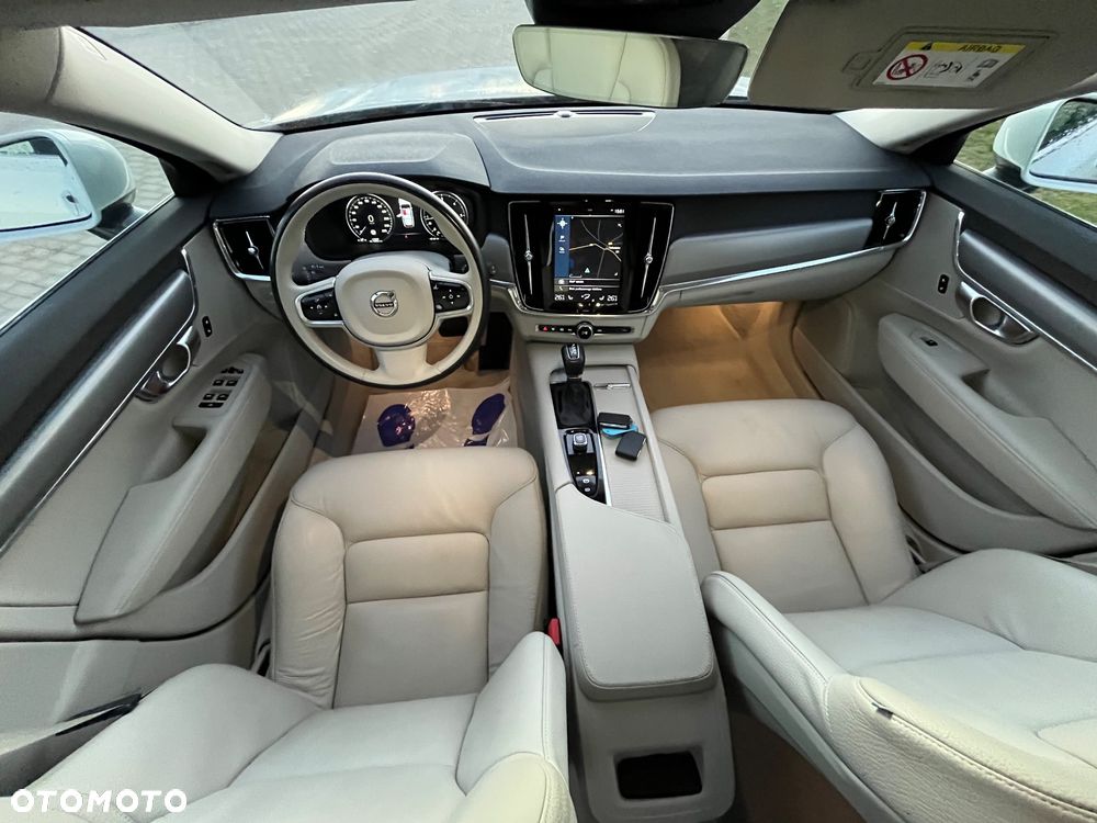 Volvo V90 D3 Geartronic Momentum Pro - 14