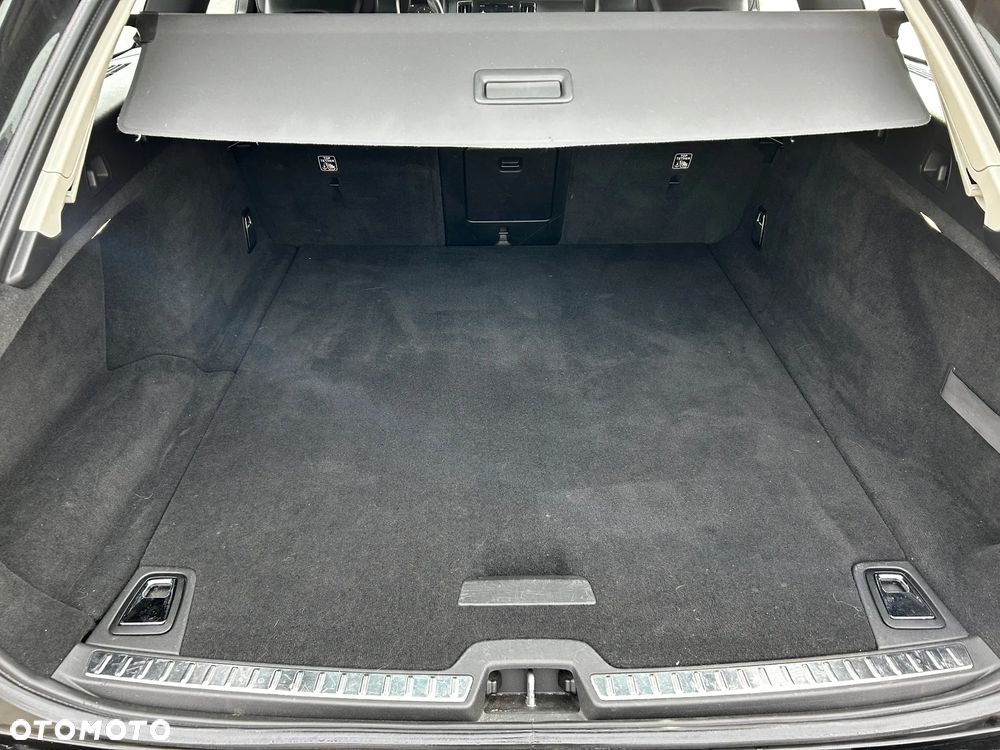 Volvo V90 D4 Momentum - 17