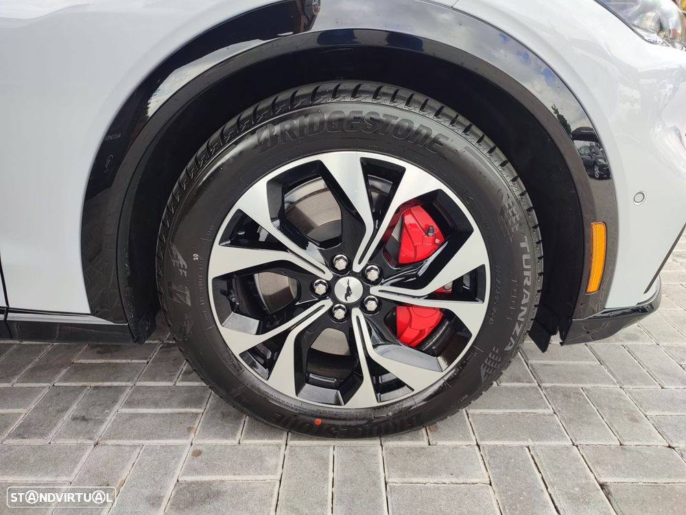 Ford Mustang Mach-E Premium AWD - 47