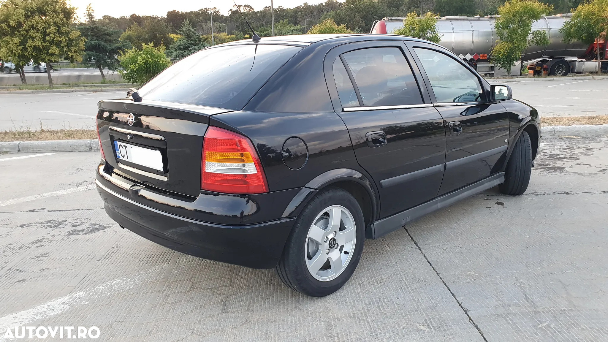 Opel Astra 1.4i 16V Club - 3