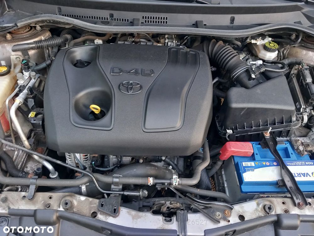 Toyota Auris 1.4 D-4D Premium Comfort - 25