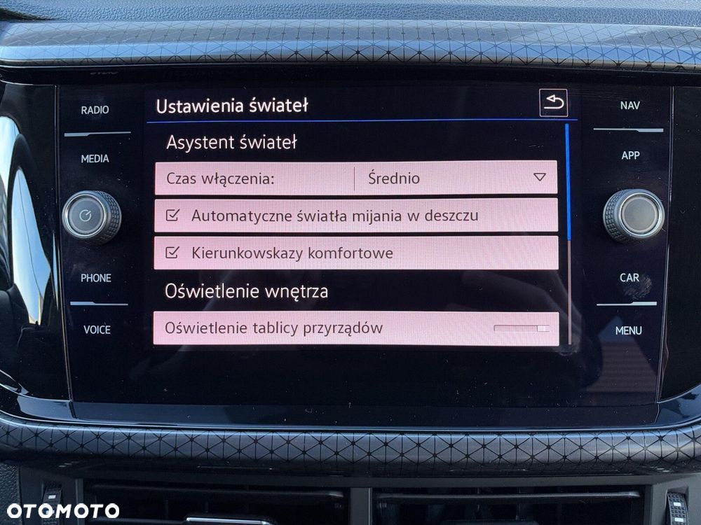 Volkswagen T-Cross - 22