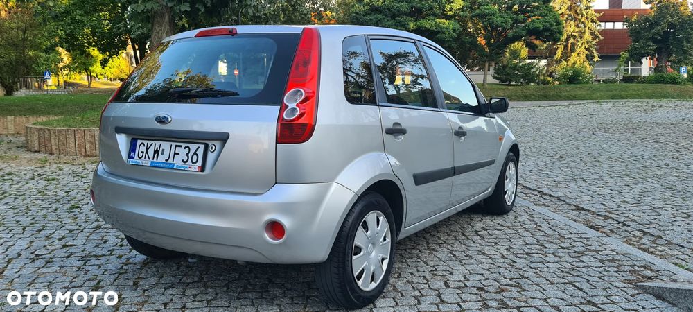Ford Fiesta 1.4 Style - 12