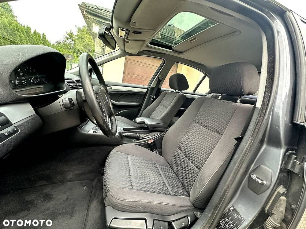 BMW Seria 3 - 12