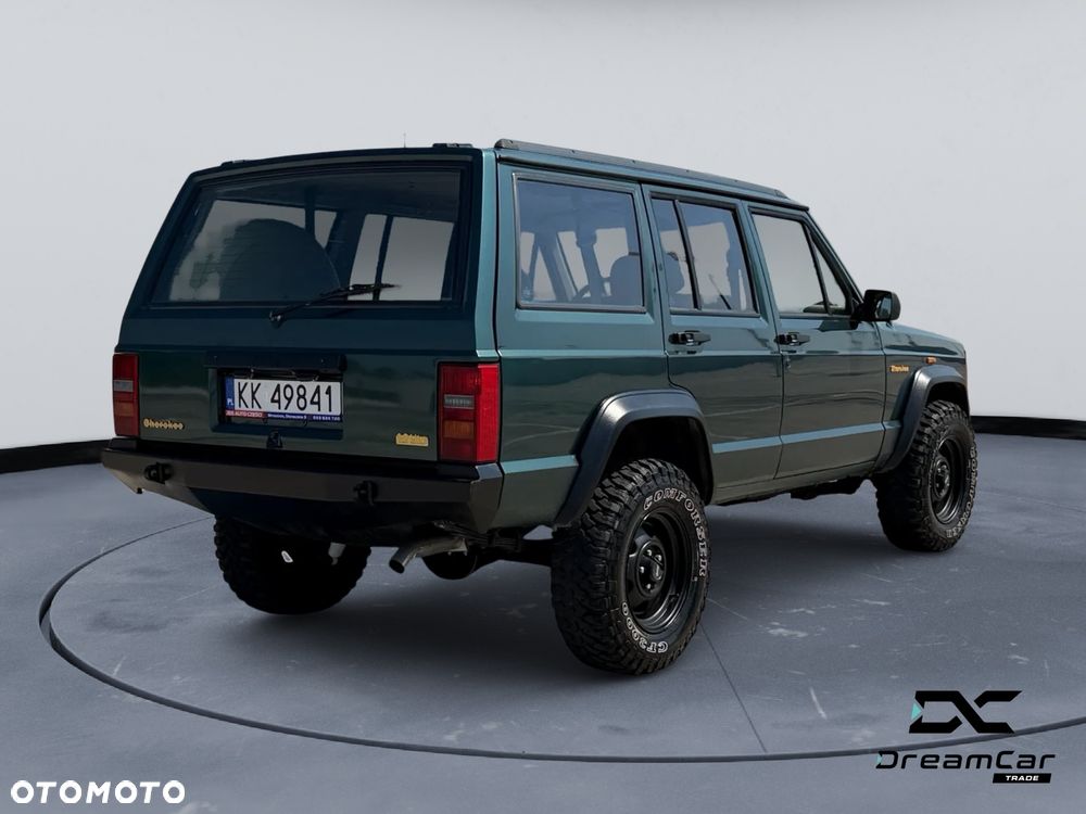 Jeep Cherokee - 6