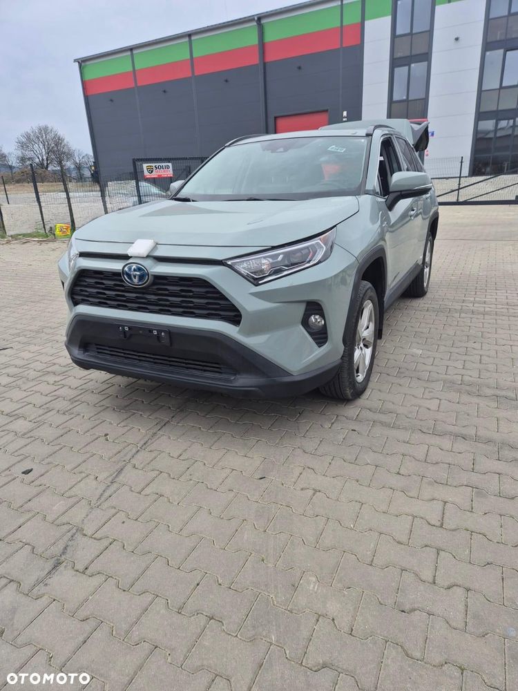 Toyota RAV4 - 1
