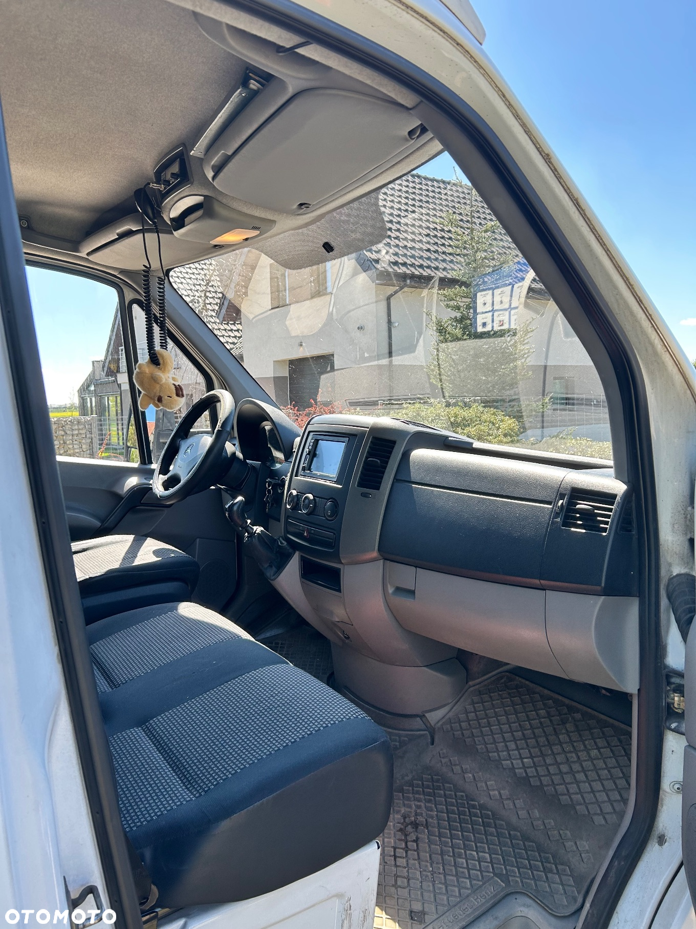 Mercedes-Benz Sprinter - 11