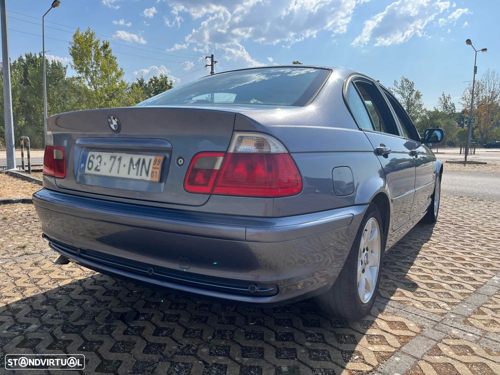BMW 320 d - 1