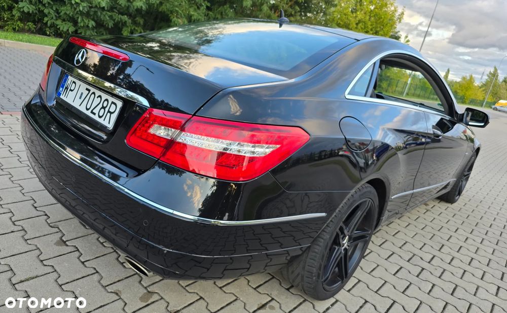 Mercedes-Benz Klasa E 350 7G-TRONIC - 29