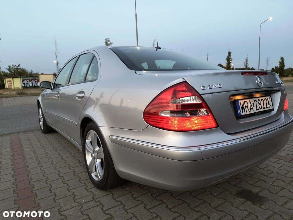 Mercedes-Benz Klasa E 200 Kompressor T Elegance - 14