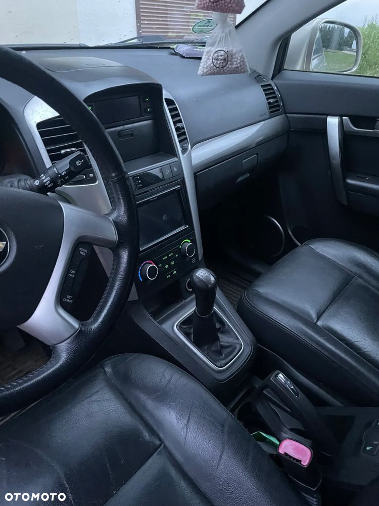 Chevrolet Captiva - 8
