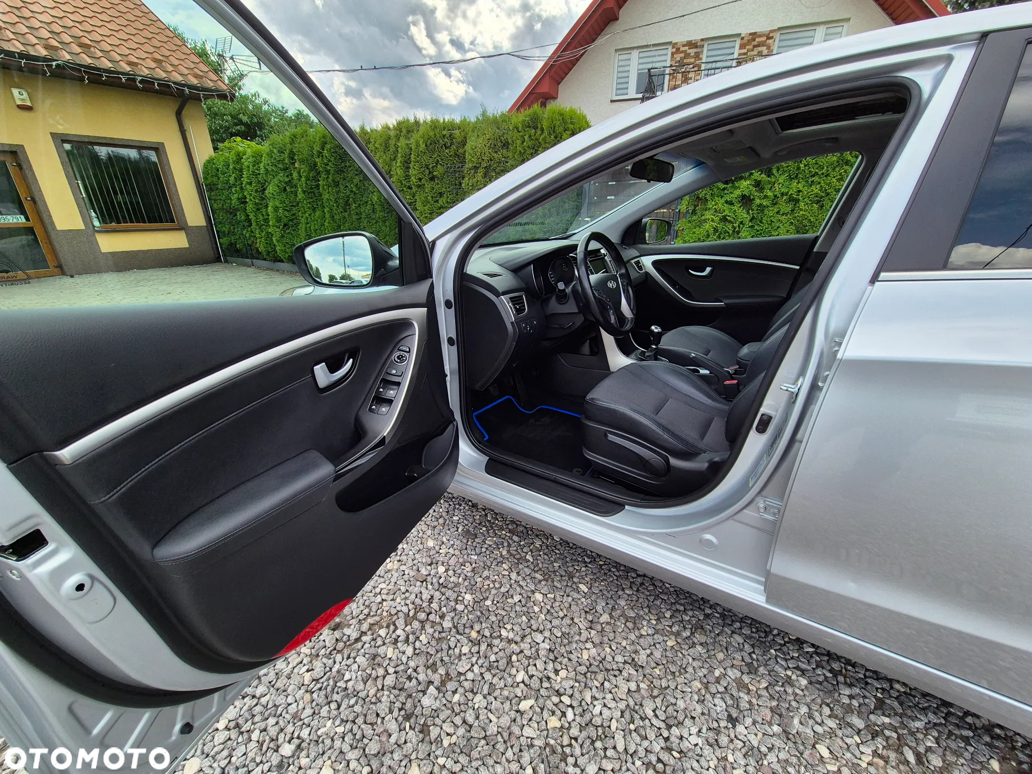 Hyundai i30 blue Kombi 1.6 GDi YES Gold - 5