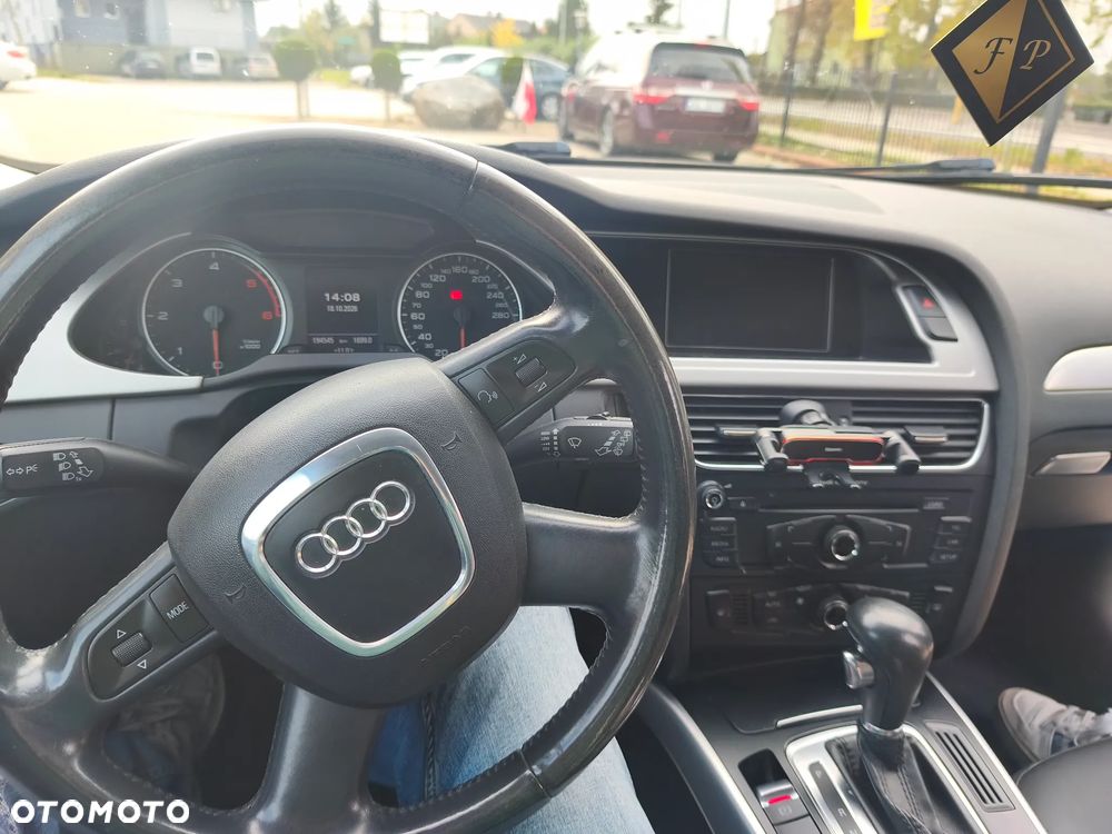 Audi A4 Avant - 5