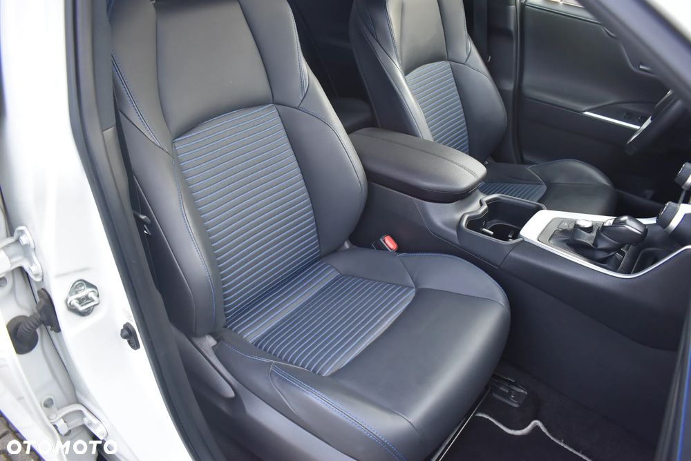 Toyota RAV4 2.5 Hybrid Selection 4x4 - 19