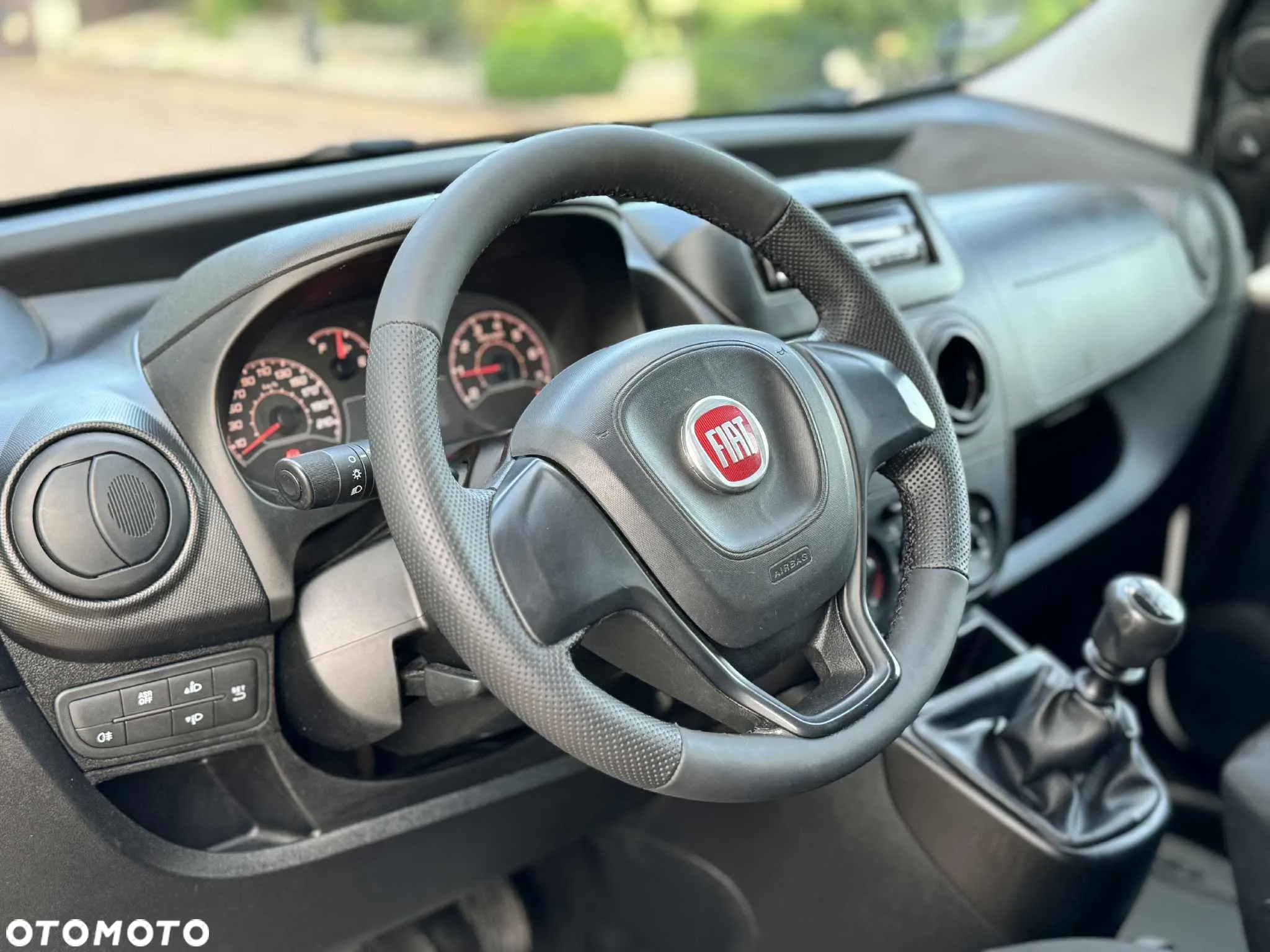 Fiat Fiorino Kombi 1.4 8V Base - 17