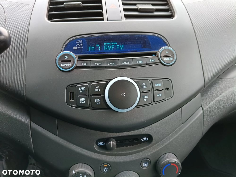 Chevrolet Spark 1.0 LT - 14