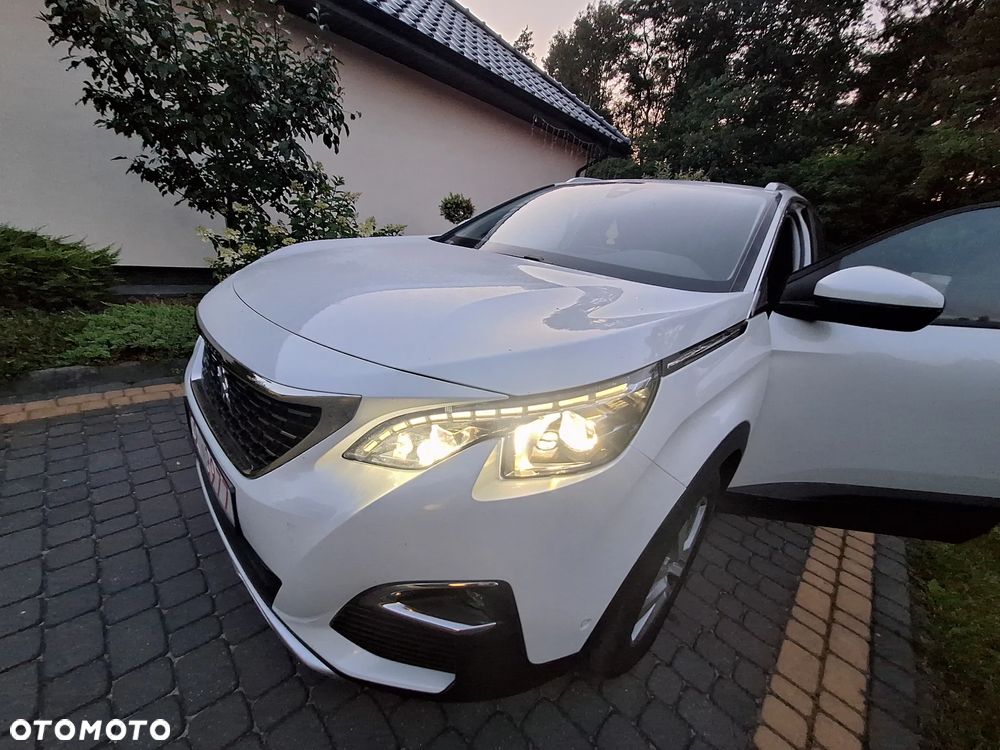 Peugeot 3008 1.6 BlueHDi Allure S&S - 11